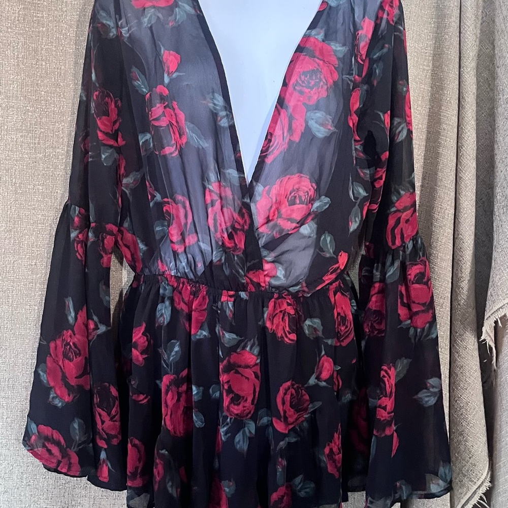 Floral Black and Red Sheer jump short
